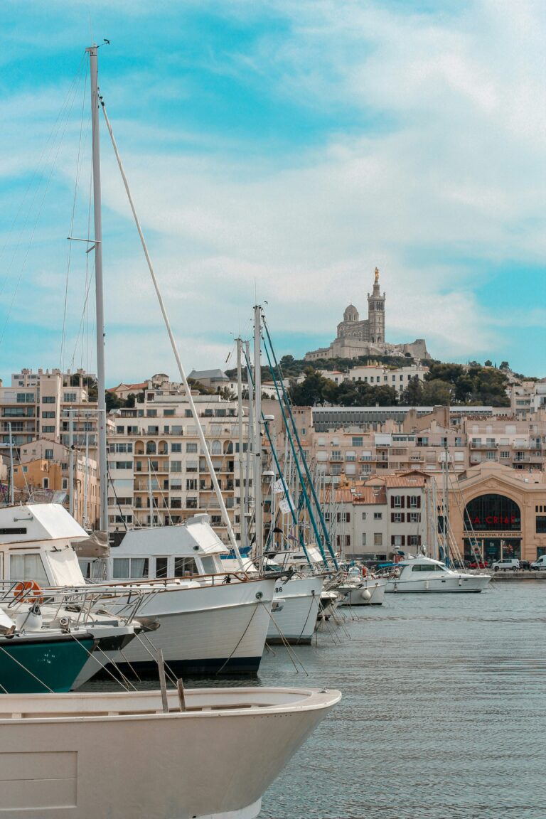 Vieux-Port de Marseille et Notre-Dame de la Garde