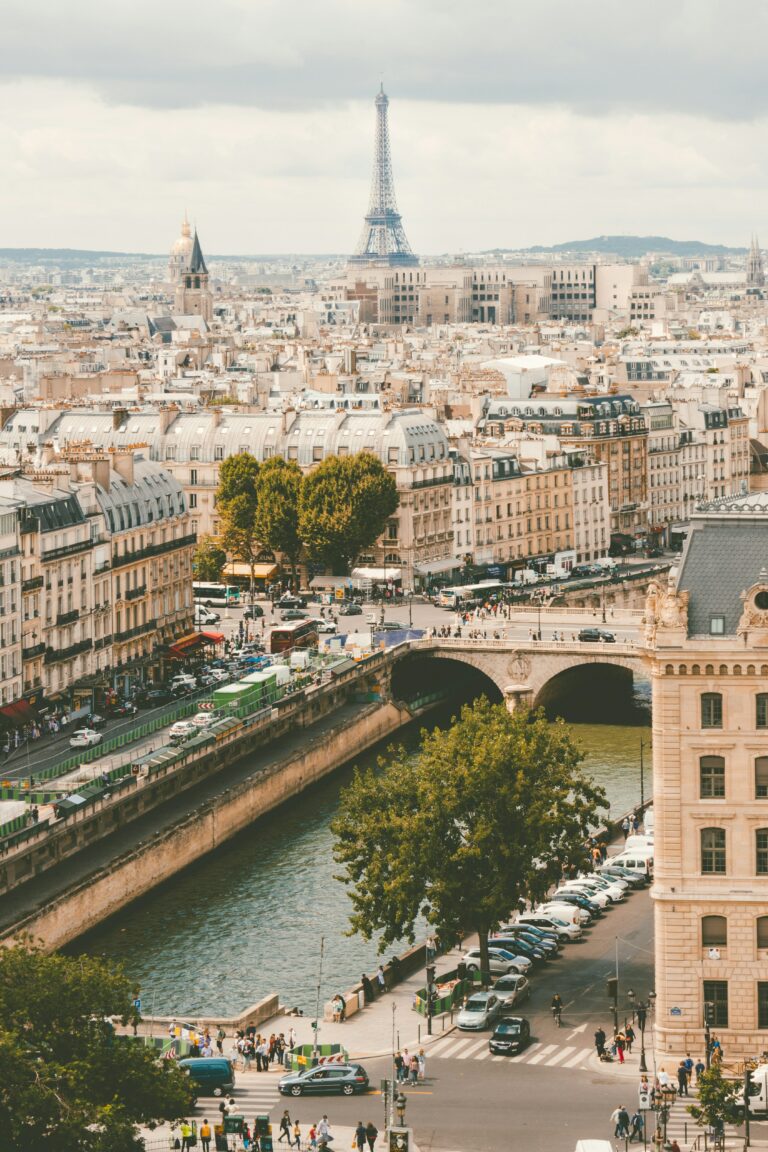 Vue de Paris, première place économique européenne