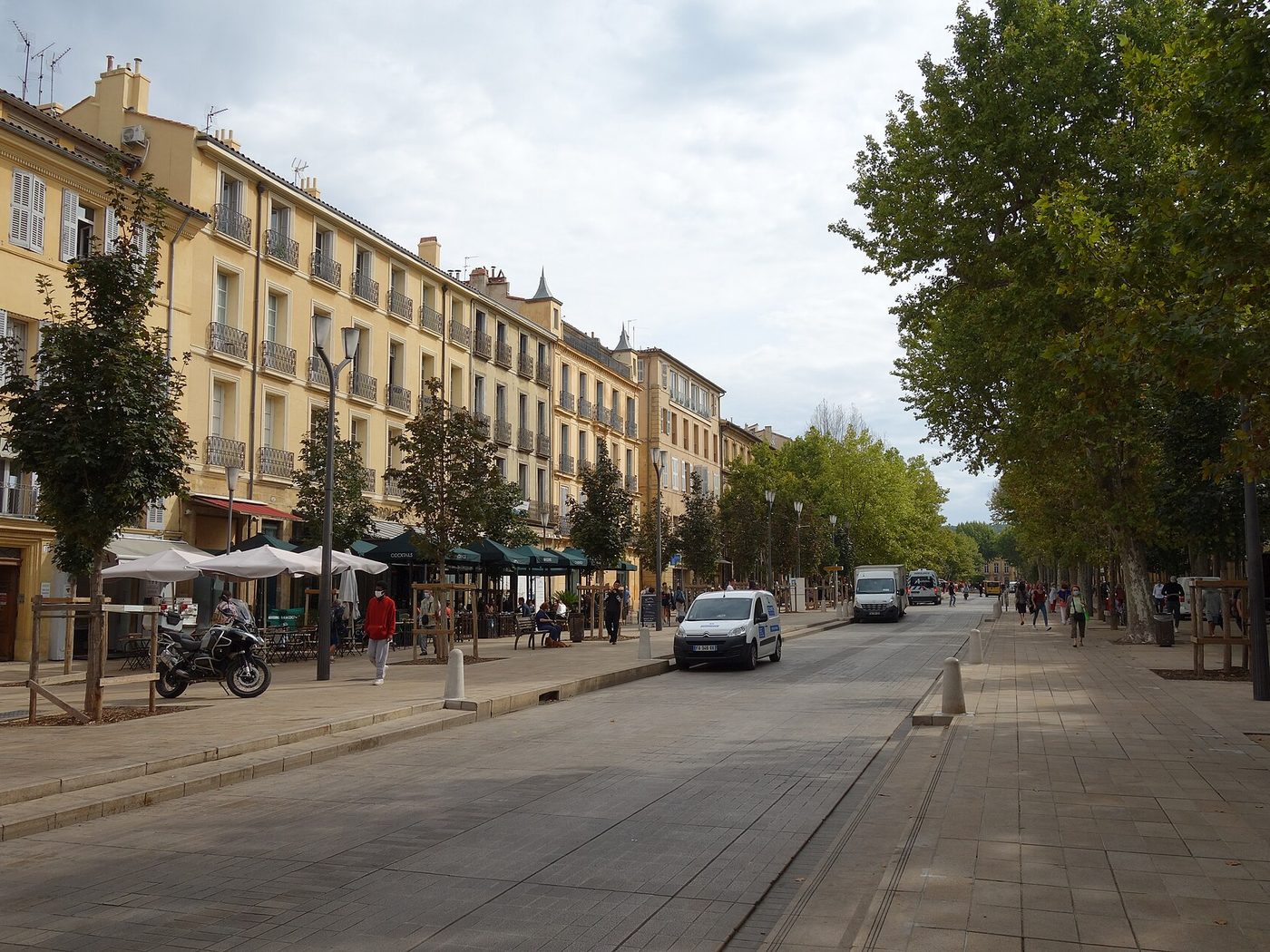 Aix-en-Provence, le cours Mirabeau